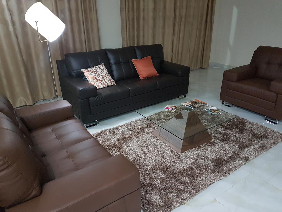 Hotel Bella Riva Kinshasa Extérieur photo