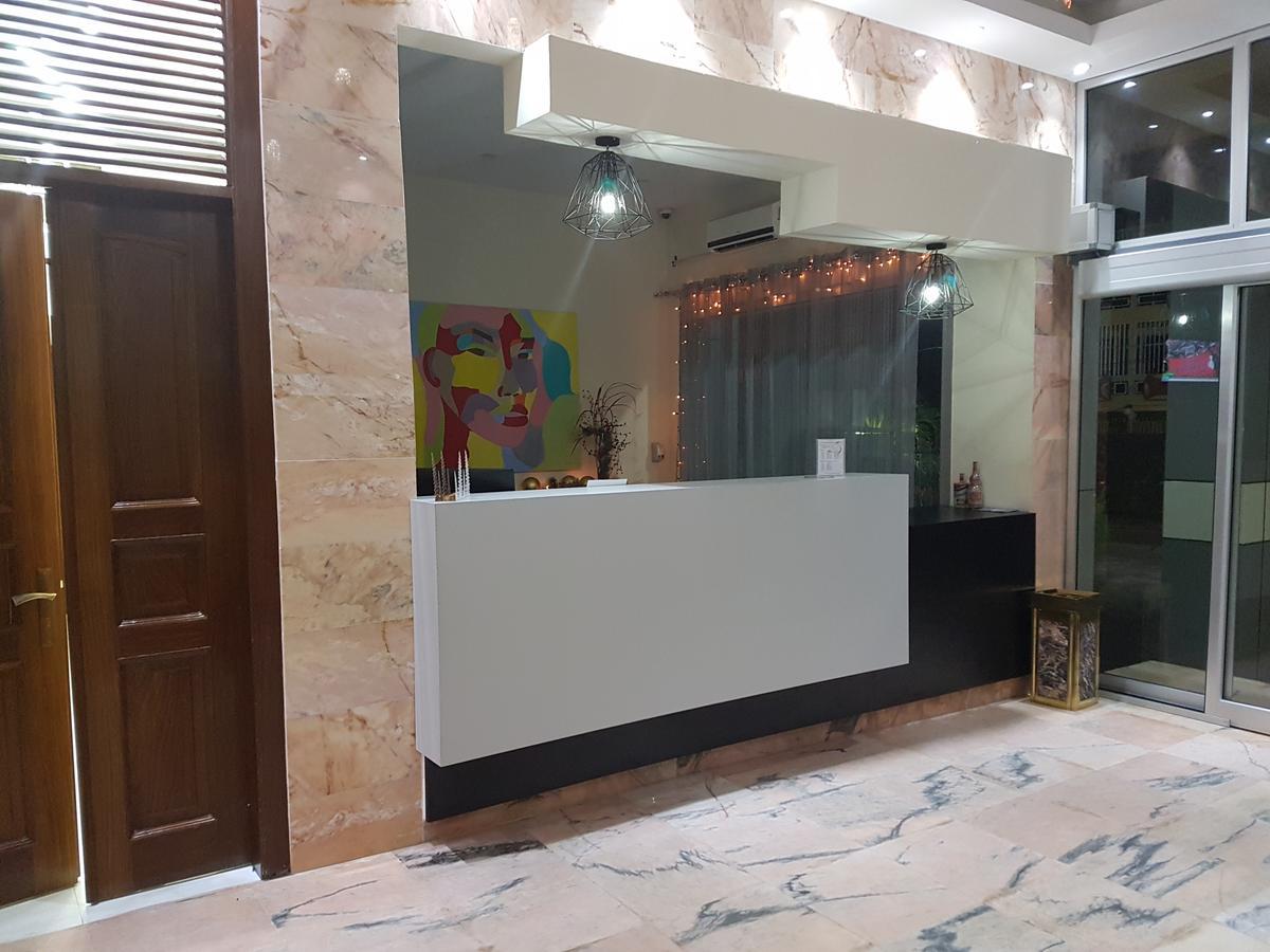 Hotel Bella Riva Kinshasa Extérieur photo