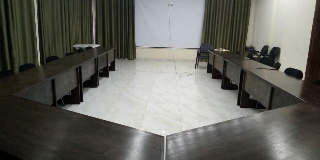 Hotel Bella Riva Kinshasa Extérieur photo